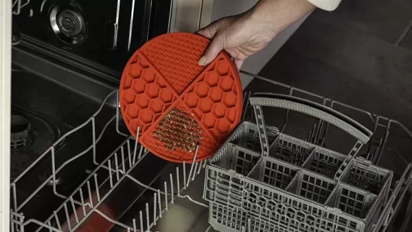 Eat Slow Live Longer Lick Mat Dimensions Circle | The Dog Lounge Cheap