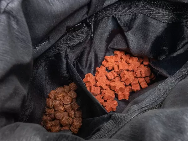 trendpet_twin_treat_beloningstasje_3.webp Trendpet Twin Treat Beloningstasje | The Dog Lounge Flash Sale